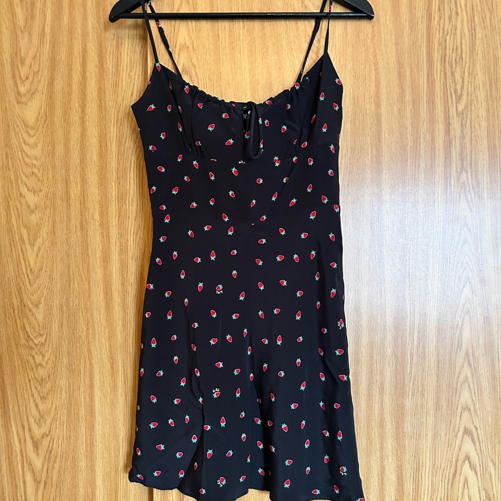 Réalisation Par | The Inez Black Strawberry - Picture 2 of 7